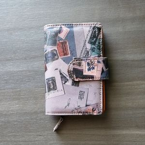 NWOT Travel-Inspired Wallet